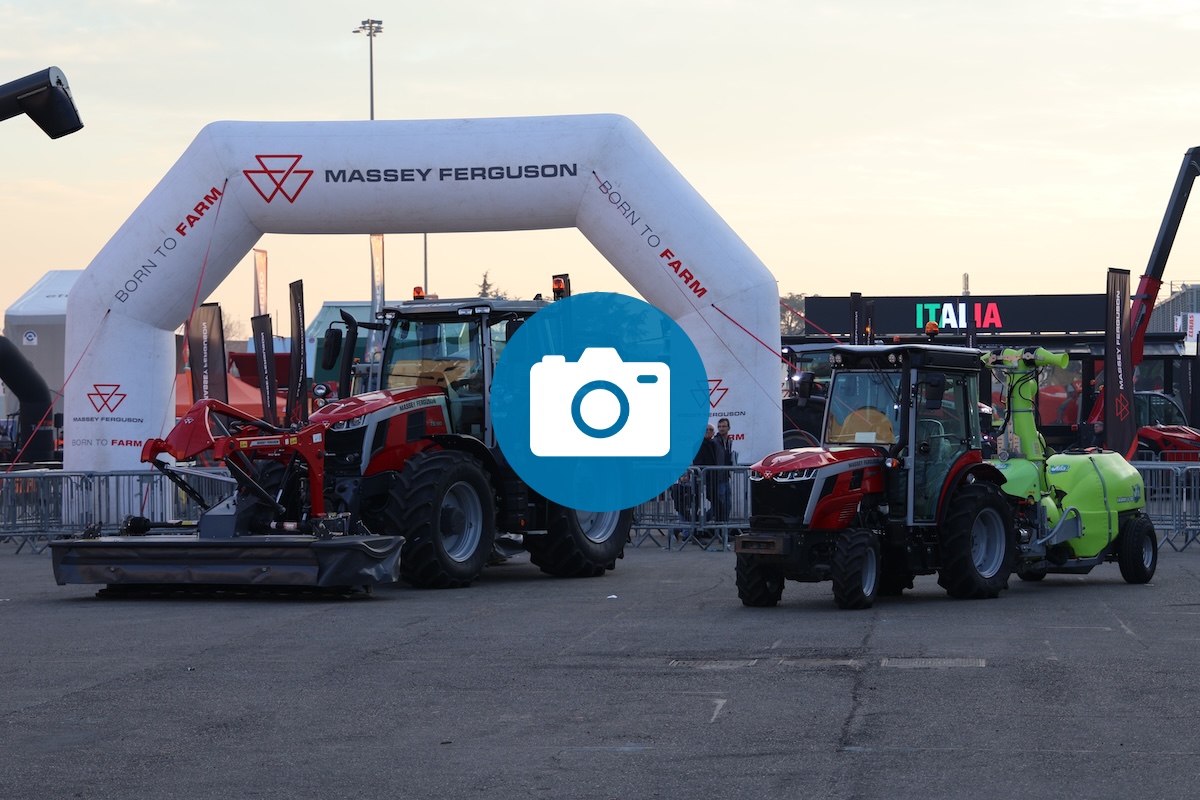 Guarda la fotogallery delle macchine Massey Ferguson presenti alla prima tappa del MF eXperience Tour 2024